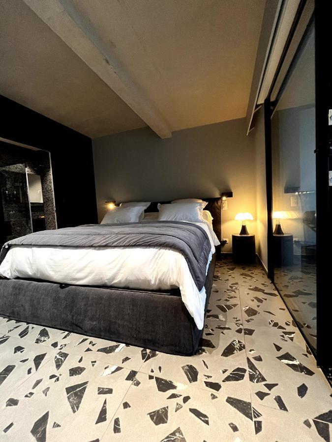 Suite 28 Treilles Esterno foto